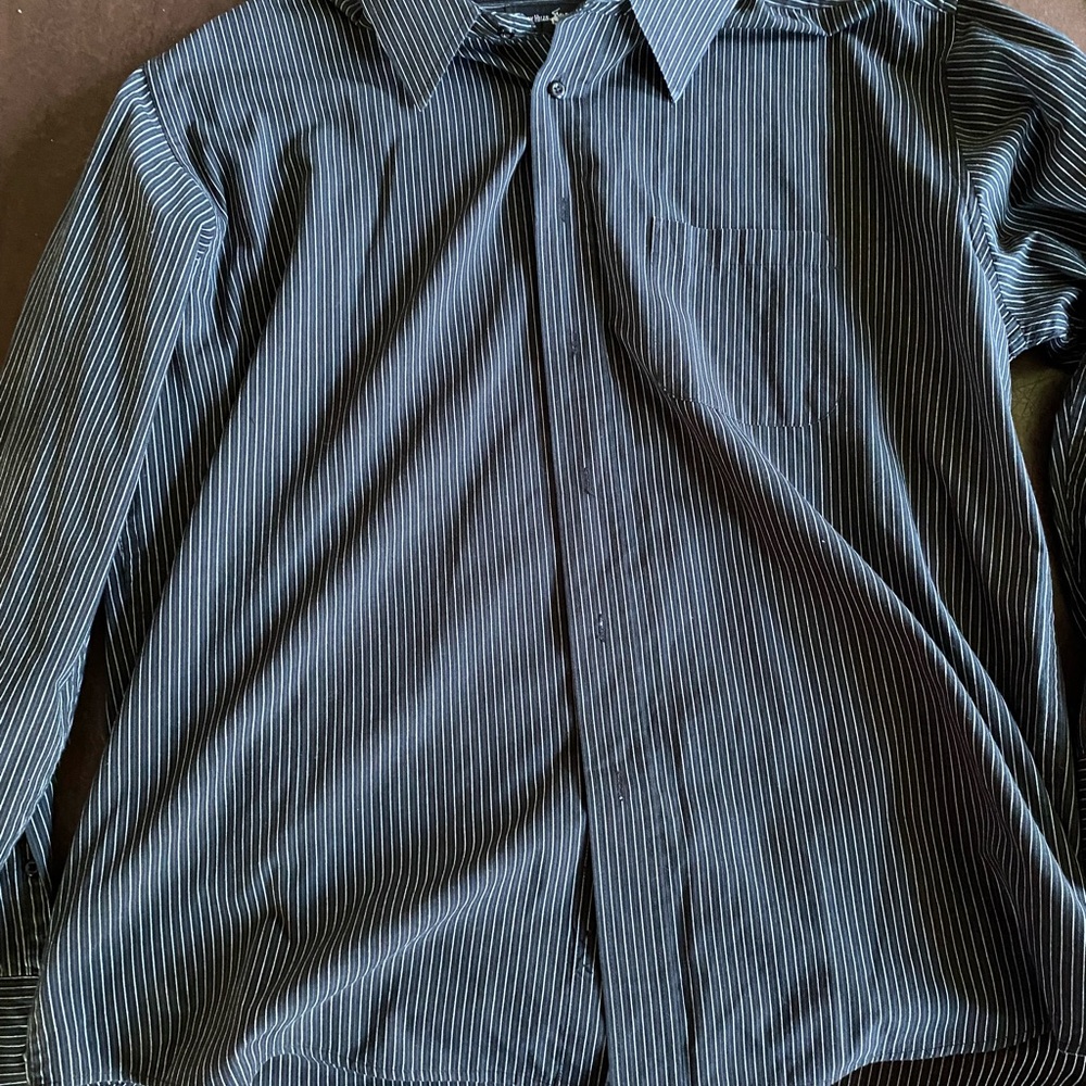 Beverly Hills Polo Club Black and White Casual Button Down Shirt